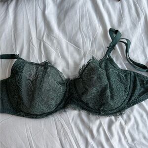 Victoria secret bra 34DDD